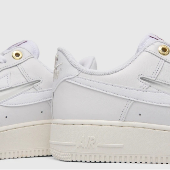 NWT Women's Af1's '07 PRM - Picture 8 of 10